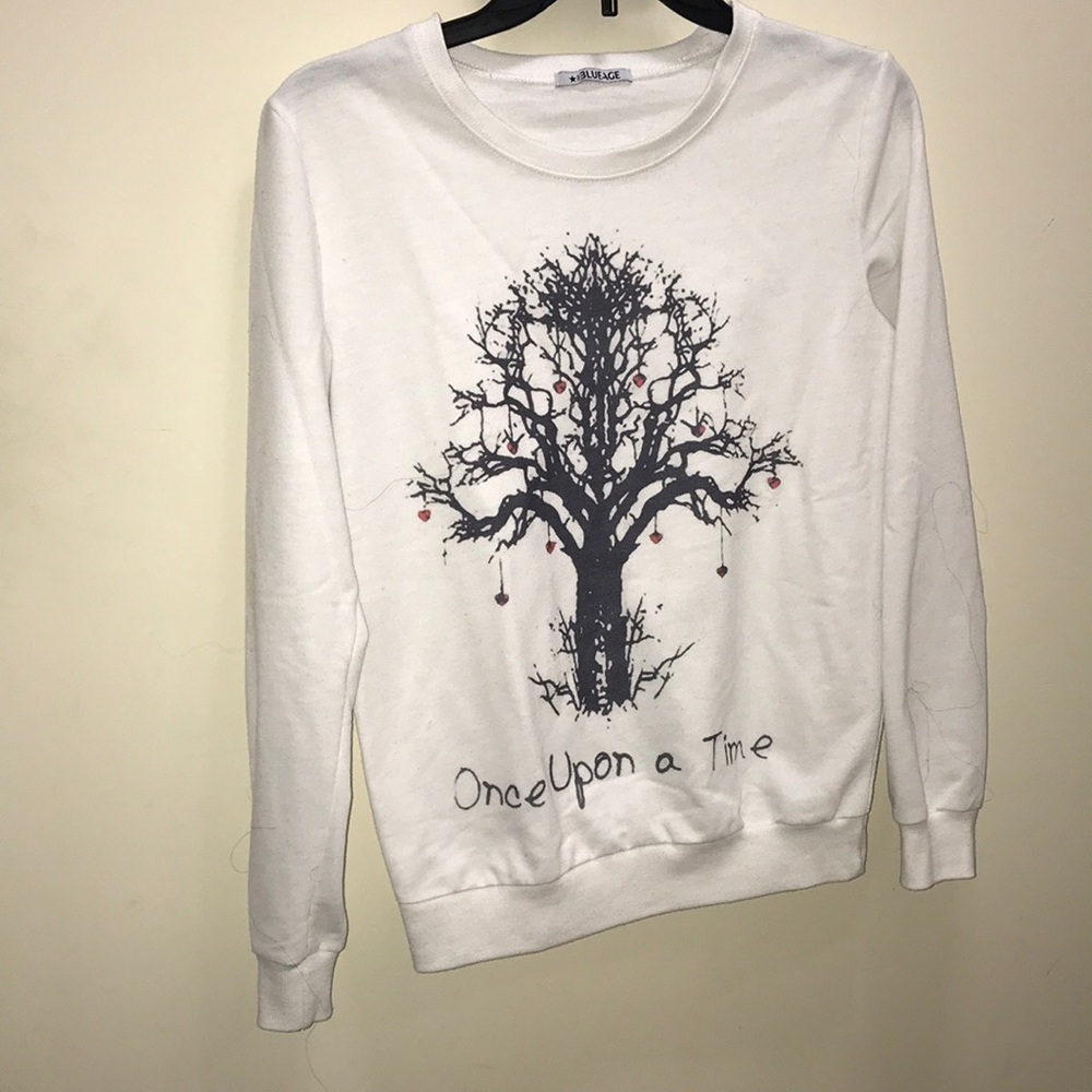 Sweatshirt